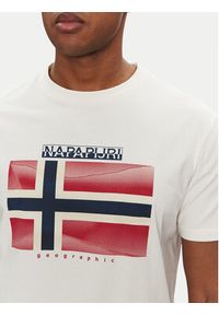 Napapijri T-Shirt S-Lari NP0A4IE52061 Biały Regular Fit. Kolor: biały. Materiał: bawełna