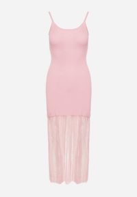 Born2be - Różowa Prążkowana Sukienka Koktajlowa Ozdobiona Koronką Sonalitea. Kolor: różowy. Materiał: prążkowany, koronka. Wzór: aplikacja, koronka. Styl: wizytowy #3