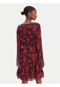 Guess Sukienka codzienna W6RK37 WJ712 Czerwony Regular Fit. Okazja: na co dzień. Kolor: czerwony. Materiał: syntetyk. Typ sukienki: proste. Styl: casual #3