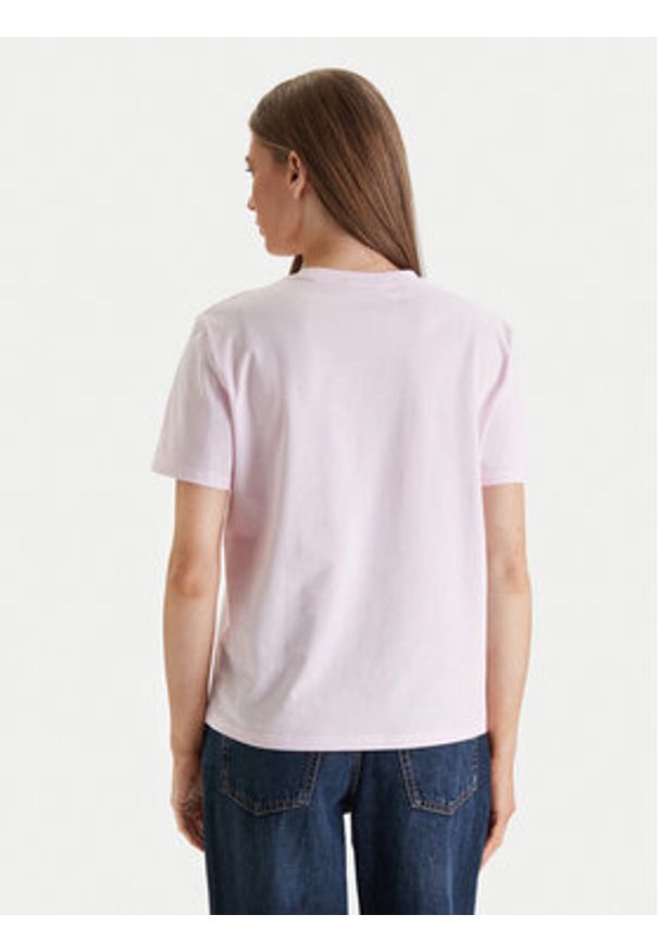 Calvin Klein Jeans T-Shirt Classic Foil LV047E821G Różowy Regular Fit. Kolor: różowy. Materiał: bawełna