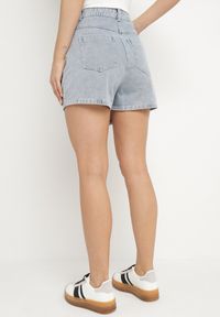 Born2be - Jasnoniebieskie Jeansowe Spódnico-Szorty o Asymetrycznym Kroju z Ozdobnymi Przeszyciami Lisarennea. Okazja: na co dzień. Kolor: niebieski. Materiał: jeans. Styl: sportowy, elegancki, casual #6