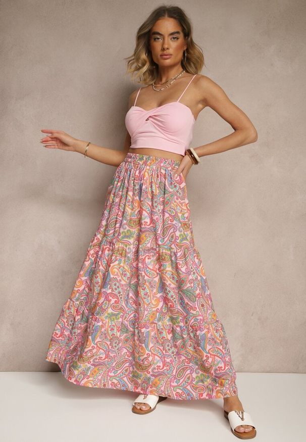 Renee - Różowa Spódnica Rozkloszowana High Waist z Motywem Paisley Nevolissa. Okazja: na co dzień. Stan: podwyższony. Kolor: różowy. Wzór: paisley. Styl: casual
