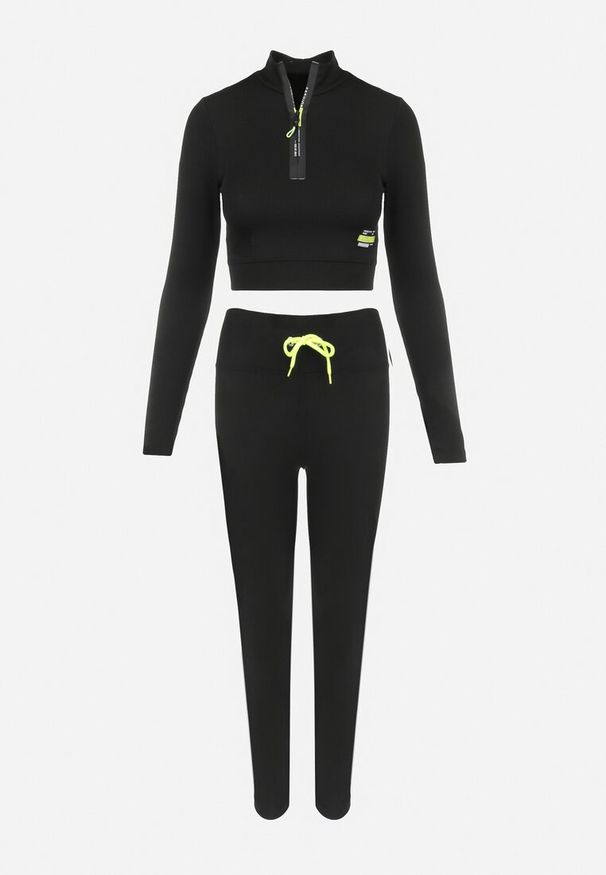 Born2be - Czarny 2-częściowy Komplet Dresowy z Krótką Bluzą i Legginsami Shahwar. Kolor: czarny. Materiał: dresówka. Sport: fitness