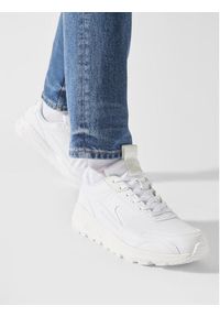 Armani Exchange Sneakersy XUX121 XV768 01015 Biały. Kolor: biały #3