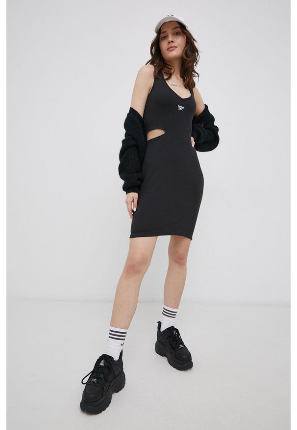 Superdry Kardigan wełniany damski kolor czarny ciepły. Okazja: na co dzień. Kolor: czarny. Materiał: wełna. Długość rękawa: długi rękaw. Długość: długie. Styl: casual