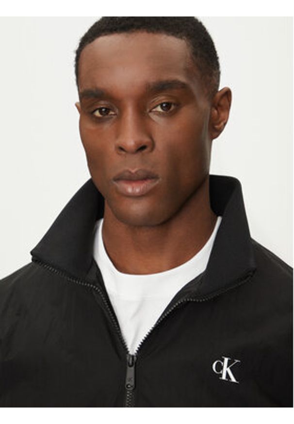 Calvin Klein Jeans Kurtka bomber Harrington J30J327373 Czarny Regular Fit. Kolor: czarny. Materiał: syntetyk