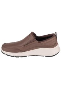 skechers - Buty do chodzenia męskie Skechers Equalizer 5.0 Harvey Chocolate. Zapięcie: bez zapięcia. Kolor: brązowy. Materiał: materiał. Szerokość cholewki: normalna. Sport: turystyka piesza