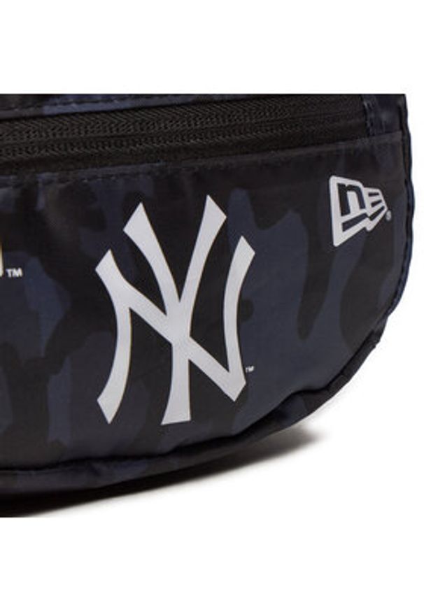 New Era Saszetka nerka Mlb Aop Micro Nyy 60357022 Granatowy. Kolor: niebieski. Materiał: materiał