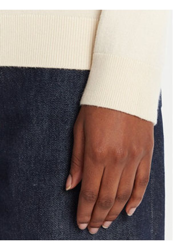 Marella Golf Osaka 2525366061000 Écru Regular Fit. Typ kołnierza: golf. Materiał: wiskoza