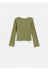 Reserved - Dzianinowy longsleeve w paski - zielony. Kolor: zielony. Materiał: dzianina. Długość rękawa: długi rękaw. Wzór: paski #1
