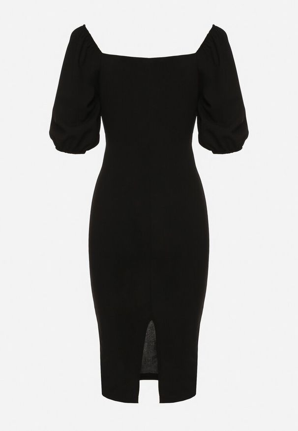 Born2be - Czarna Sukienka Dopasowana z Paskiem i Klamrą w Talii oraz Bufiastymi Rękawami Lurdia. Okazja: na wesele, na ślub cywilny. Kolor: czarny. Wzór: aplikacja. Styl: elegancki