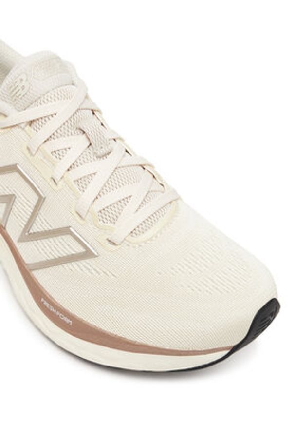 New Balance Buty do biegania 680 W680CD8 Beżowy. Kolor: beżowy. Materiał: materiał