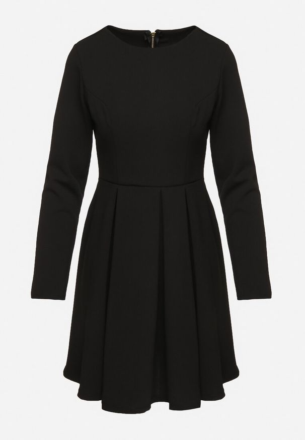 Born2be - Czarna Elegancka Sukienka o Rozkloszowanym Kroju Temitonia. Kolor: czarny. Długość rękawa: długi rękaw. Styl: elegancki