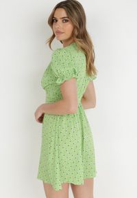 Born2be - Zielona Sukienka Auxehe. Kolor: zielony. Długość rękawa: krótki rękaw. Wzór: kropki, aplikacja. Styl: retro. Długość: mini #3