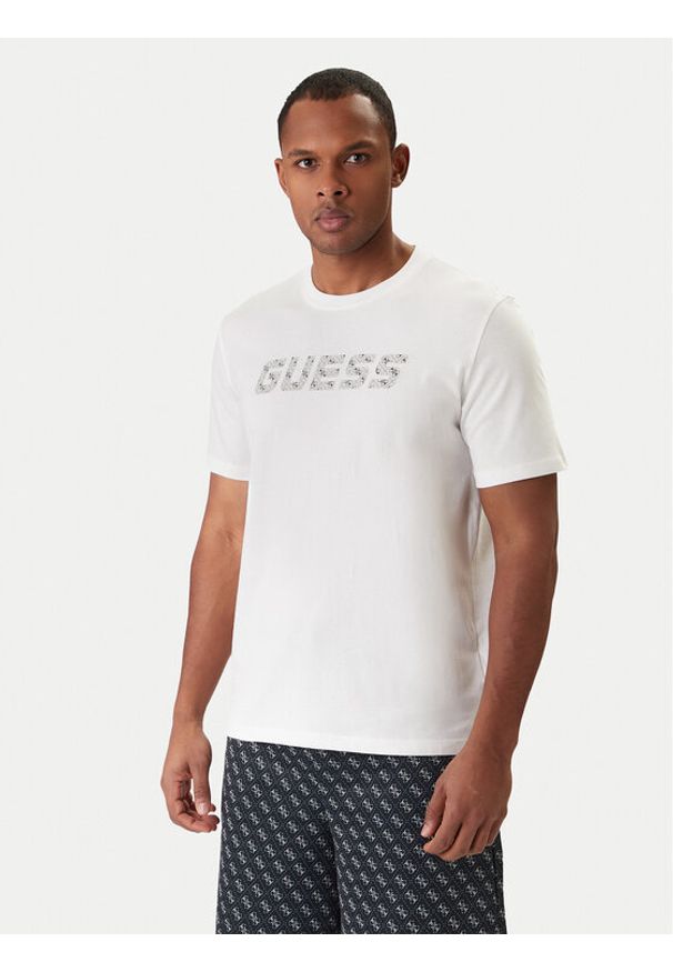 Guess T-Shirt Z6RI15 I3Z14 Biały Regular Fit. Kolor: biały. Materiał: bawełna