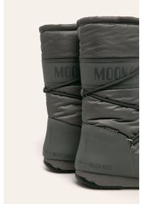 Moon Boot - Śniegowce High Nylon WP. Nosek buta: okrągły. Kolor: szary. Materiał: nylon. Szerokość cholewki: normalna. Obcas: na obcasie. Wysokość obcasa: średni #3