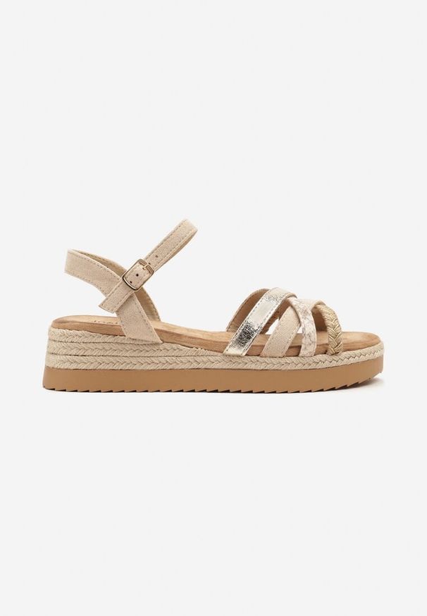 Born2be - Beżowe Sandały na Plecionej Podeszwie w Stylu Boho Lianoria. Okazja: na co dzień, na spacer. Zapięcie: sprzączka. Kolor: beżowy. Wzór: aplikacja. Sezon: lato. Obcas: na koturnie. Styl: boho