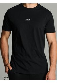 Sinsay - Bawełniana koszulka z nadrukiem - czarny. Kolor: czarny. Materiał: bawełna. Wzór: nadruk