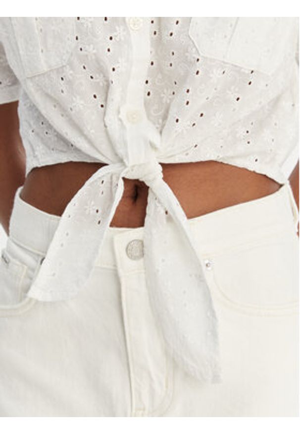 Guess Jeans Koszula W6GHA3 WO331 Biały Regular Fit. Kolor: biały. Materiał: bawełna
