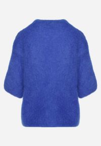 Born2be - Niebieski Moherowy Sweter o Kroju Nietoperza z Rękawami 3/4 Eleanira. Okazja: na co dzień. Kolor: niebieski. Materiał: moher. Wzór: ze splotem, aplikacja. Sezon: jesień, zima. Styl: klasyczny, casual, elegancki #3
