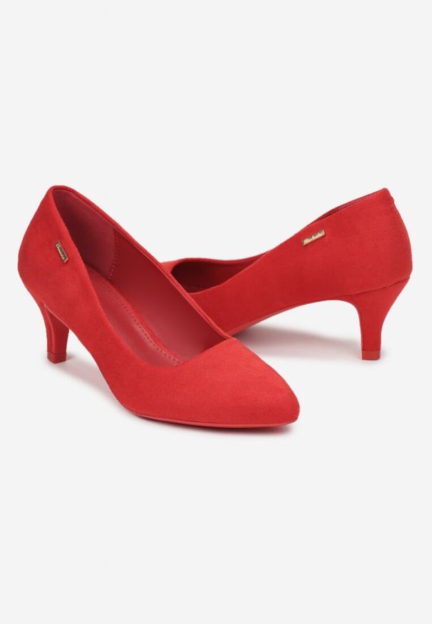 Renee - Czerwone Czółenka Appyle. Zapięcie: bez zapięcia. Kolor: czerwony. Wzór: bez wzorów, jednolity. Obcas: na szpilce. Styl: elegancki