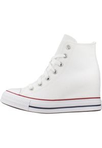 Tenisówki Converse Model Chuck Taylor All Star Wedge Platform Kolor Biały. Kolor: biały. Materiał: tkanina. Obcas: na platformie