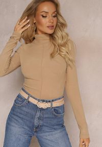 Renee - Beżowy Sweter Golf z Ozdobnym Przeszyciem Dayshawn. Okazja: na co dzień. Typ kołnierza: golf. Kolor: beżowy. Materiał: jeans. Długość rękawa: długi rękaw. Długość: długie. Wzór: aplikacja. Styl: elegancki, casual #5
