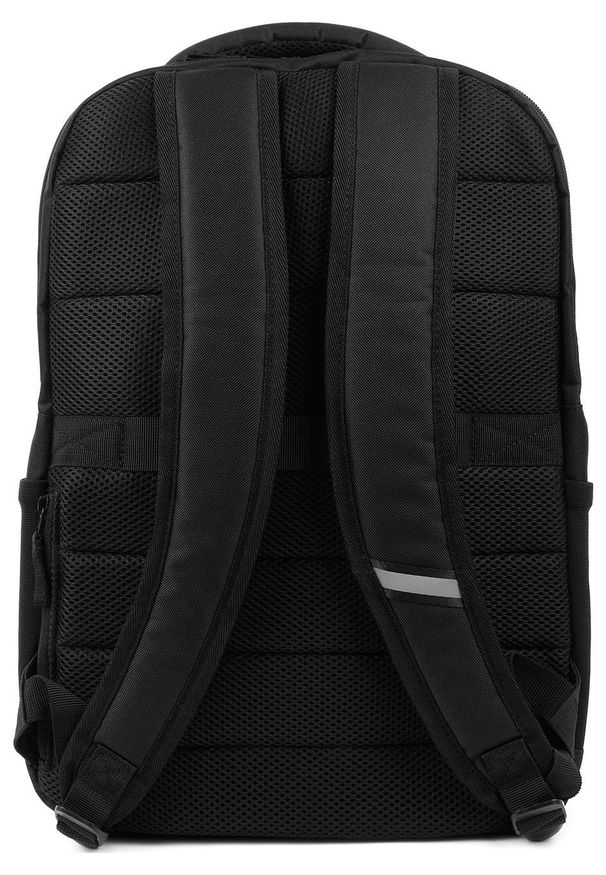 Plecak HP Renew Business 17.3'' 500S6AA czarny. Kolor: czarny