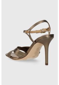 Lauren Ralph Lauren sandały skórzane Madelaine kolor złoty 802912330001. Zapięcie: klamry. Kolor: złoty. Materiał: skóra. Obcas: na obcasie. Wysokość obcasa: średni #4