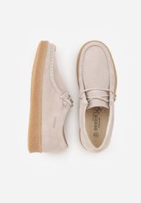 Born2be - Beżowe Zamszowe Półbuty ze Skórzaną Wkładką i Ozdobnymi Przeszyciami Olenos. Okazja: na co dzień. Kolor: beżowy. Materiał: zamsz, skóra. Styl: casual #4
