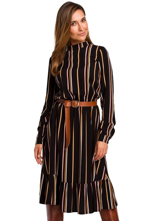 Style - Sukienka w stylu BOHO w paski z falbaną. Typ kołnierza: kołnierzyk stójkowy. Materiał: materiał. Wzór: paski. Styl: boho