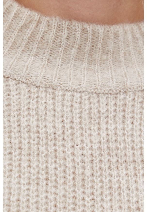 only - Only Sweter damski kolor beżowy z półgolfem. Kolor: beżowy. Materiał: dzianina. Długość rękawa: raglanowy rękaw