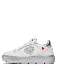 Love Moschino - LOVE MOSCHINO Sneakersy JA15204G1IJC290B Biały. Kolor: biały. Materiał: skóra