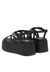 Tommy Jeans Sandały Tjw Wedgy Strappy Sandal EN0EN02756 Czarny. Kolor: czarny. Materiał: skóra