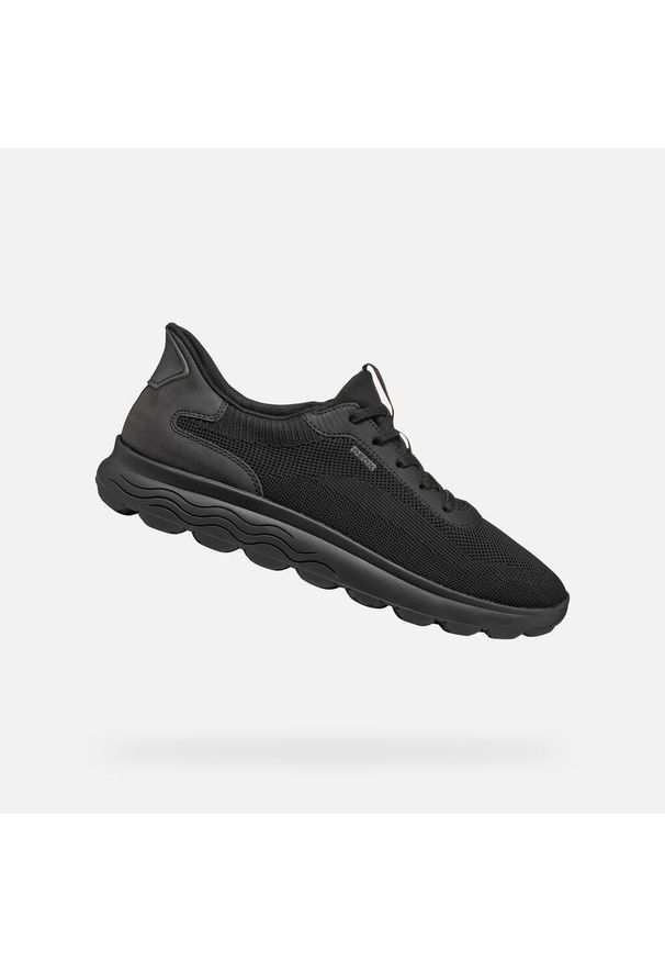 Geox - Buty GEOX U SPHERICA PLUS Czarny. Kolor: czarny. Materiał: tkanina