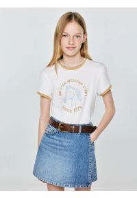 Big-Star - Koszulka dziewczęca z nadrukiem biała Bettarca 100. Okazja: na co dzień. Kolor: biały. Materiał: dzianina. Długość: krótkie. Wzór: nadruk. Styl: casual, sportowy #1