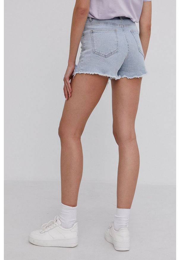 Answear Lab Szorty jeansowe damskie gładkie high waist. Okazja: na co dzień. Stan: podwyższony. Kolor: niebieski. Materiał: jeans. Wzór: gładki. Styl: wakacyjny