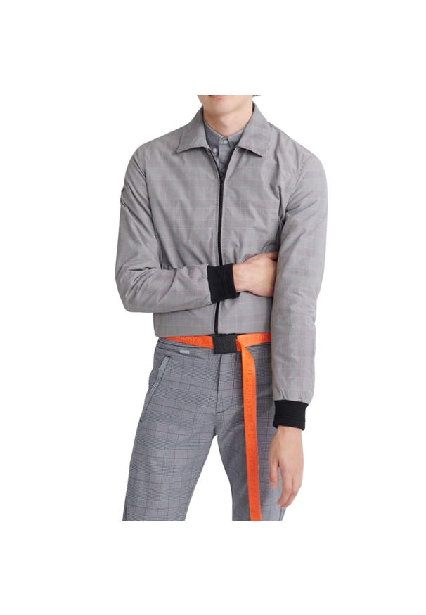 Kurtka turystyczna męska Superdry Edit Collared Harrington. Kolor: szary. Materiał: poliester. Sezon: zima, jesień. Sport: turystyka piesza