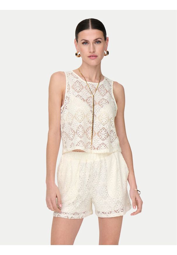 JDY Top Eva 15351499 Biały Regular Fit. Kolor: biały. Materiał: syntetyk
