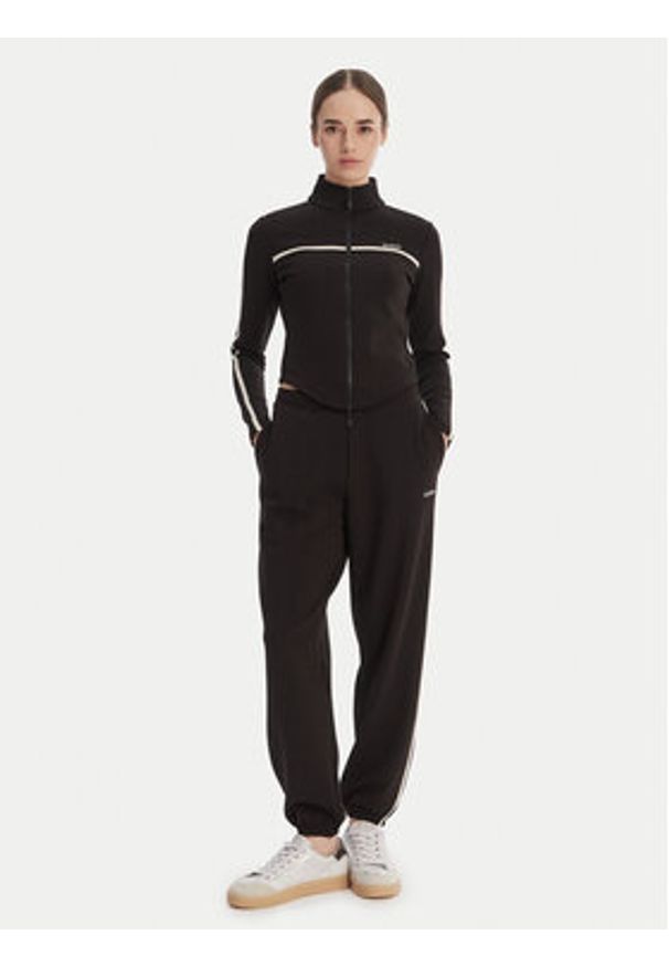 Guess Bluza V6GQ04 K2911 Brązowy Regular Fit. Kolor: brązowy. Materiał: syntetyk