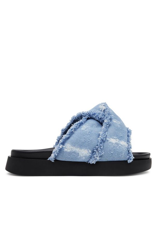 Klapki Inuikii. Kolor: niebieski. Materiał: jeans
