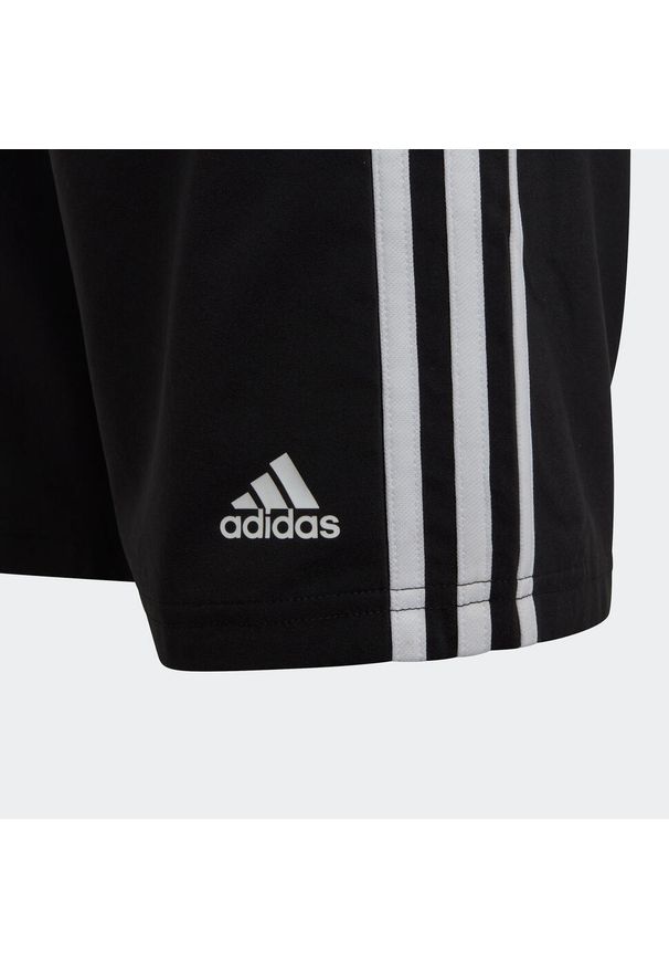 Adidas - Spodenki dziecięce ADIDAS. Okazja: na uczelnię. Materiał: poliester, materiał. Styl: sportowy. Sport: joga i pilates