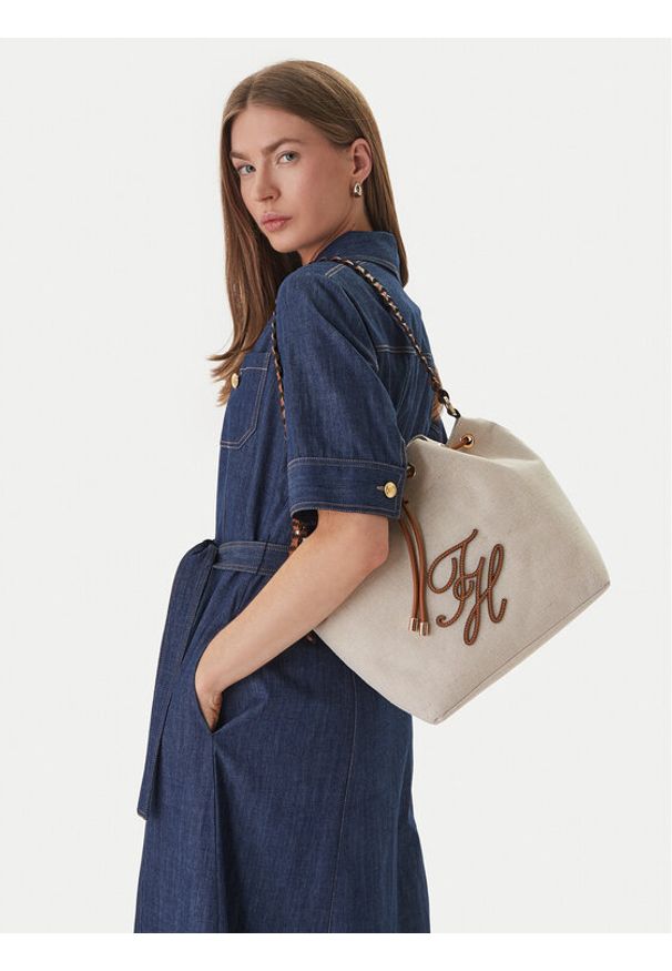 TOMMY HILFIGER - Tommy Hilfiger Torebka Th Elev Summer Bucket Canvas AW0AW18631 Beżowy. Kolor: beżowy