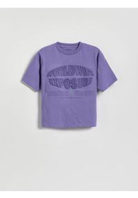 Reserved - T-shirt z nadrukiem - fioletowy. Kolor: fioletowy. Materiał: bawełna, dzianina. Wzór: nadruk #1