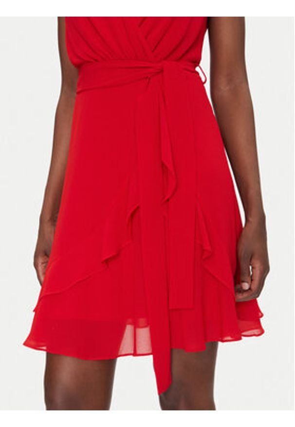 Morgan Sukienka koktajlowa 241-ROSVAL M Czerwony Regular Fit. Kolor: czerwony. Materiał: syntetyk. Styl: wizytowy