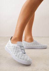 Renee - Niebieskie Ażurowe Tenisówki w Stylu Boho Tidira. Okazja: na co dzień. Kolor: niebieski. Wzór: ażurowy. Sezon: wiosna. Styl: boho #6