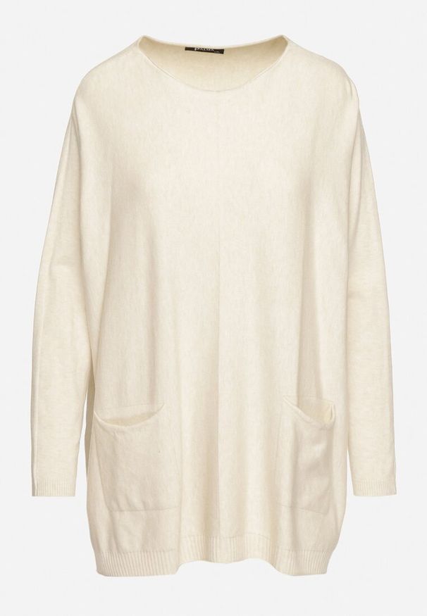 Born2be - Jasnobeżowy Sweter z Wiskozą o Klasycznym Kroju z Kieszeniami i Rozcięciami Narista. Okazja: na co dzień. Kolor: beżowy. Materiał: wiskoza. Styl: klasyczny