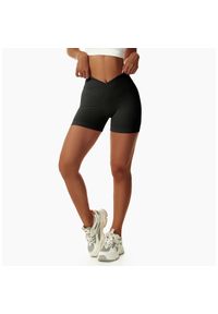 Intica - Szorty sportowe z wysokim stanem odprowadzające wilgoć Rezzan. Stan: podwyższony. Kolor: różowy. Materiał: tkanina, materiał. Sport: fitness #2