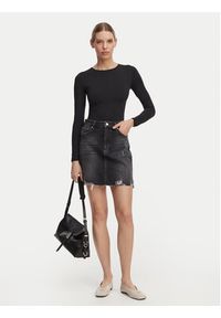 Tommy Jeans Spódnica jeansowa DW0DW22715 Czarny Mom Fit. Kolor: czarny. Materiał: bawełna #2