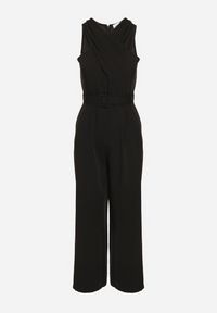 Born2be - Czarny Taliowany Kombinezon Ozdobiony Paskiem Dollivia. Okazja: na co dzień. Kolor: czarny. Wzór: aplikacja. Styl: elegancki, casual #5